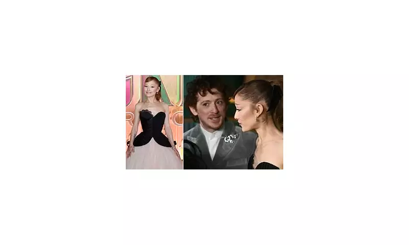 Ariana Grande & Ethan Slater Squash Split Rumours at Wicked Premiere