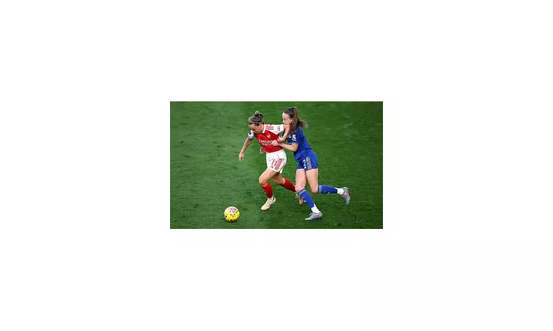 Arsenal Women's Irish Star Makes Personal Choice on Poppy Tribute Amidst Leicester Victory