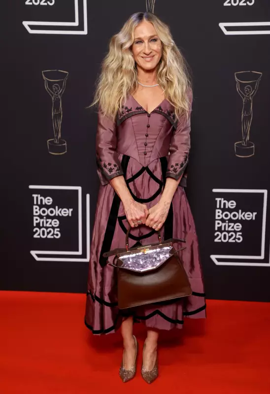 Can Sarah Jessica Parker's Open Bag Trend Work in the UK?