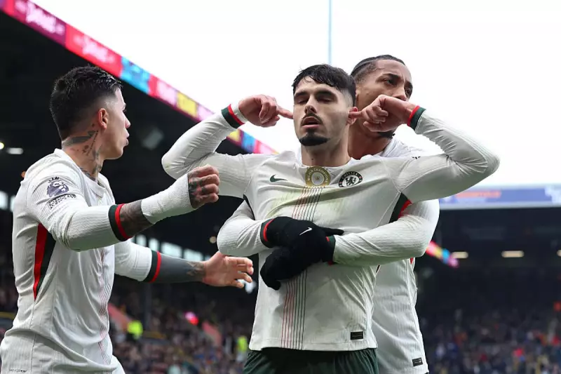 Chelsea Secure 2-0 Victory at Burnley with Neto and Fernandez Goals