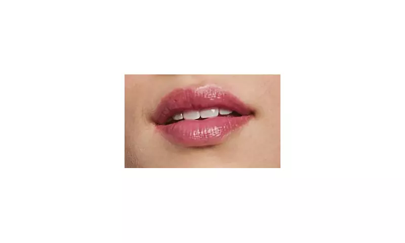 Clinique Black Honey: The Cult Lipstick Selling 7 Every Minute