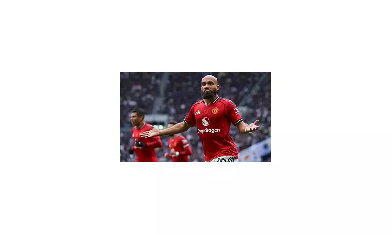 Danny Simpson: Man United Must Target Top-Four Finish This Season