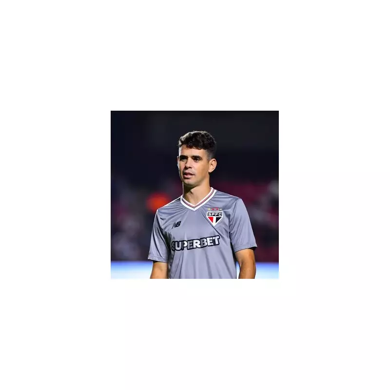 Ex-Chelsea Star Oscar Hospitalised After Cardiac Collapse at Training