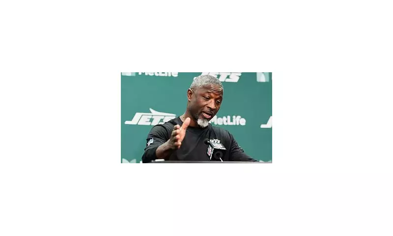 Jets Coach Aaron Glenn Snubs Media Over Garrett Wilson Injury Leak