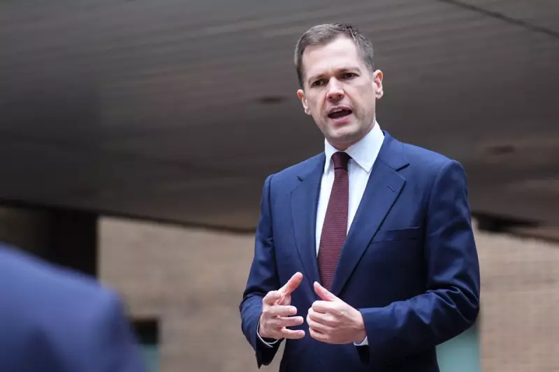 Labour's Jury Trial Plans Spark 'Trust' Row in Commons Clash