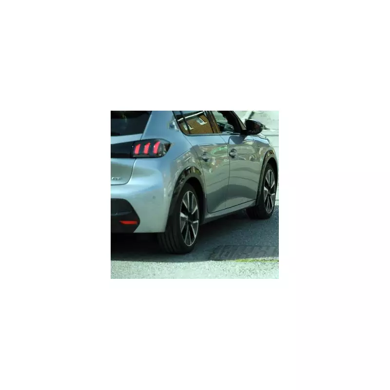 Parking Nightmare: Drivers Keep Using Private Driveway as Free Car Park