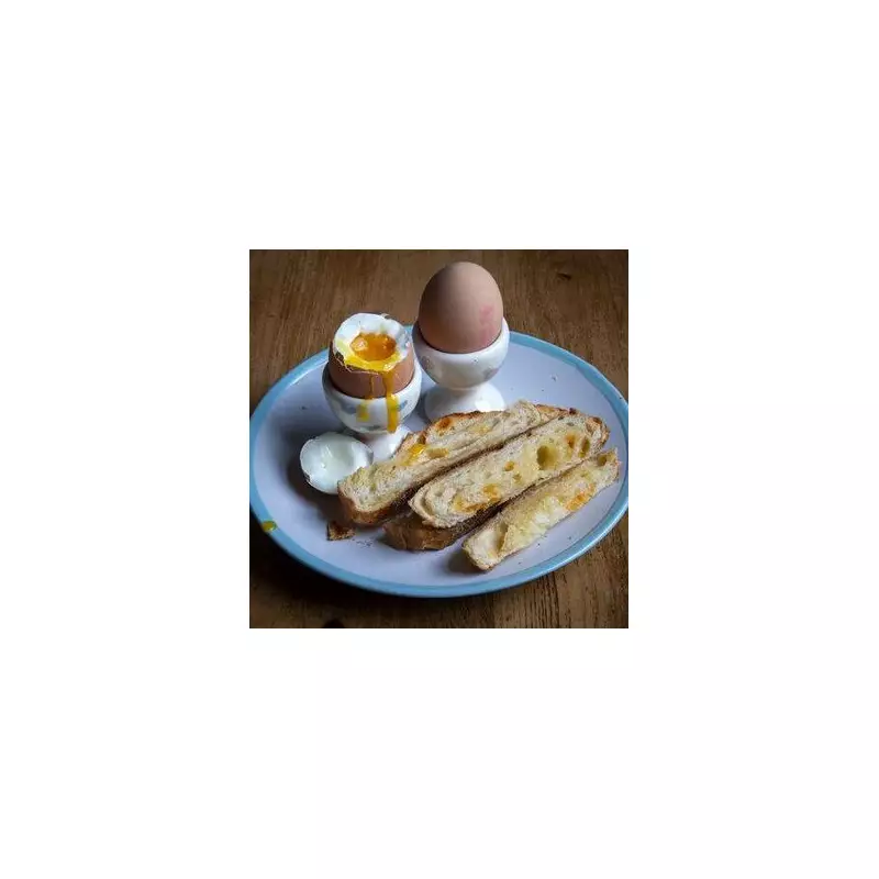 Perfect Boiled Egg: 4 Top Chefs Reveal Exact 6-Minute Timing