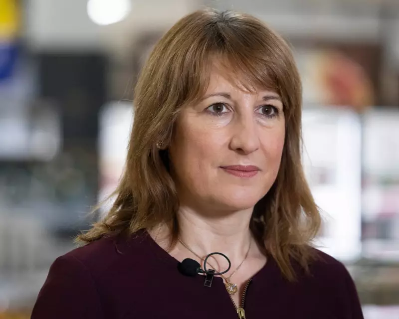 Rachel Reeves Faces £2.7tn Bond Market Test in Crucial Budget
