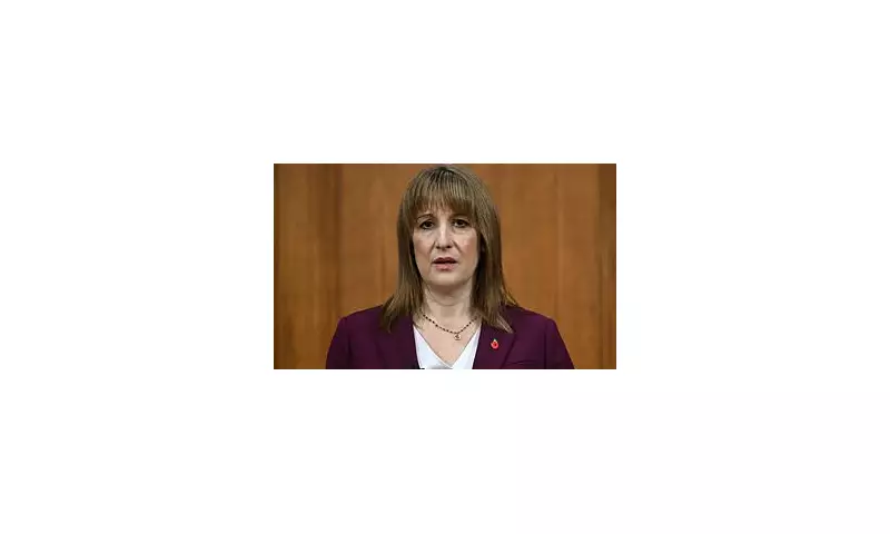 Rachel Reeves's Robotic Commons Performance Draws Scathing Critique