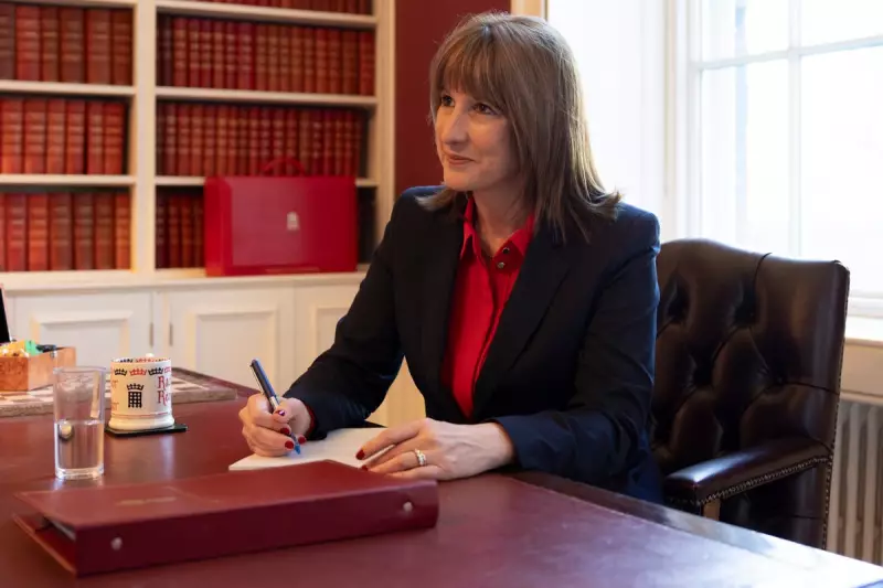 Reeves Faces Business Clash Over Minimum Wage Hike and Tax Rises in Crucial Budget