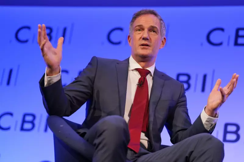 Starmer faces Labour rebellion over workers' rights U-turn