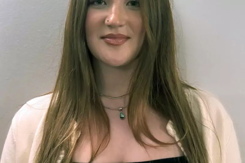 Teens Exposed to Beheadings and Porn in School Join Legal Bid for UK Smartphone Ban