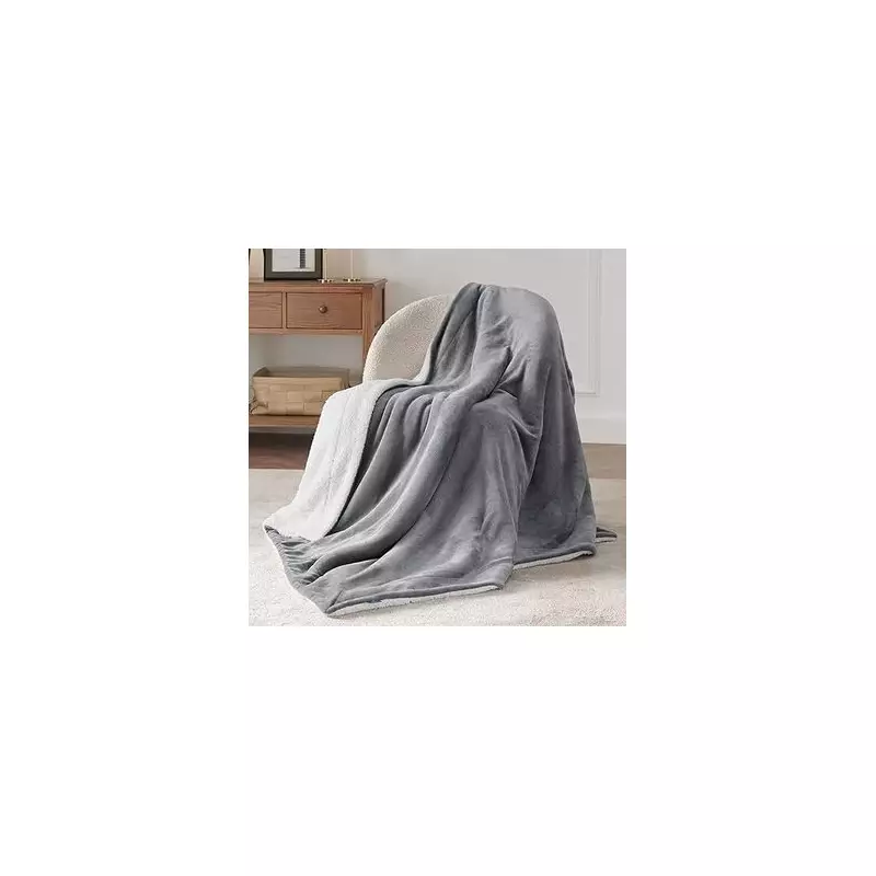 This Cosy Fleece Blanket Is The Perfect Winter Essential - And It's Under £15