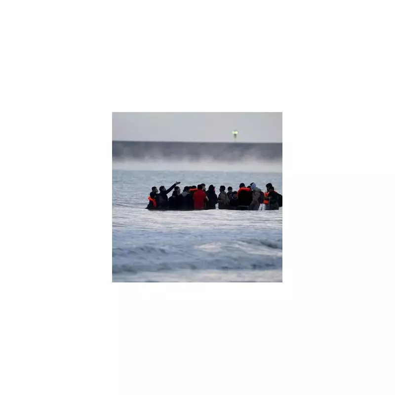 UK Net Migration Plummets by Two-Thirds, Asylum Hotel Numbers Rise