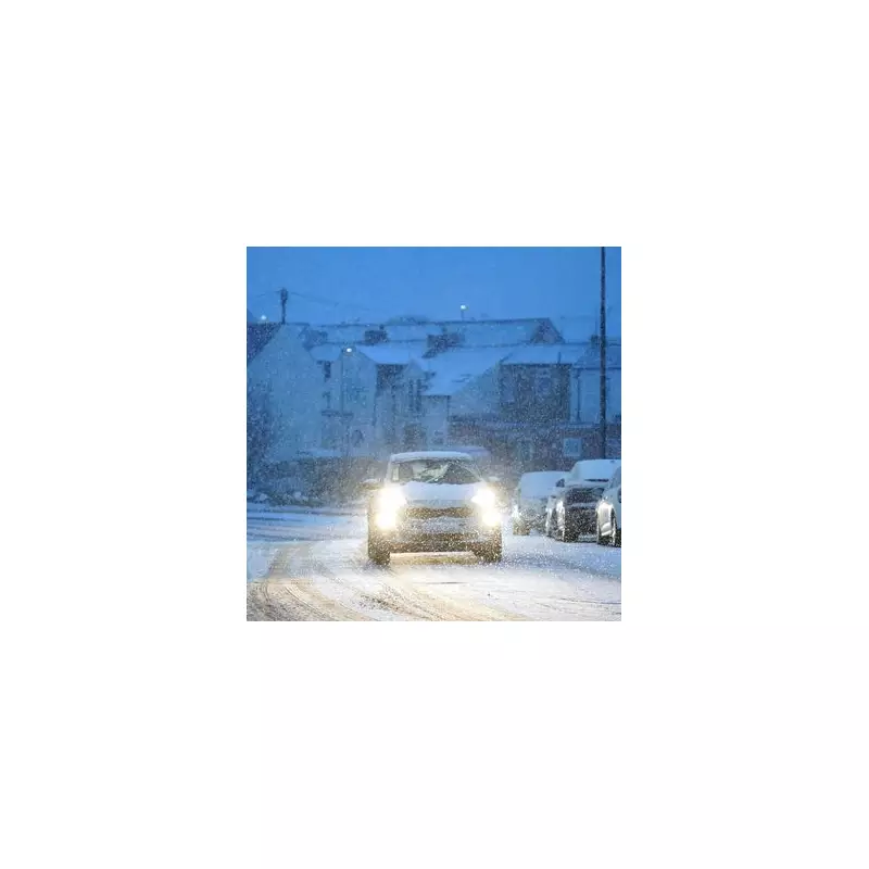 UK Snow Chaos: 'Thundersnow' and -12C Temperatures Cause Travel Havoc