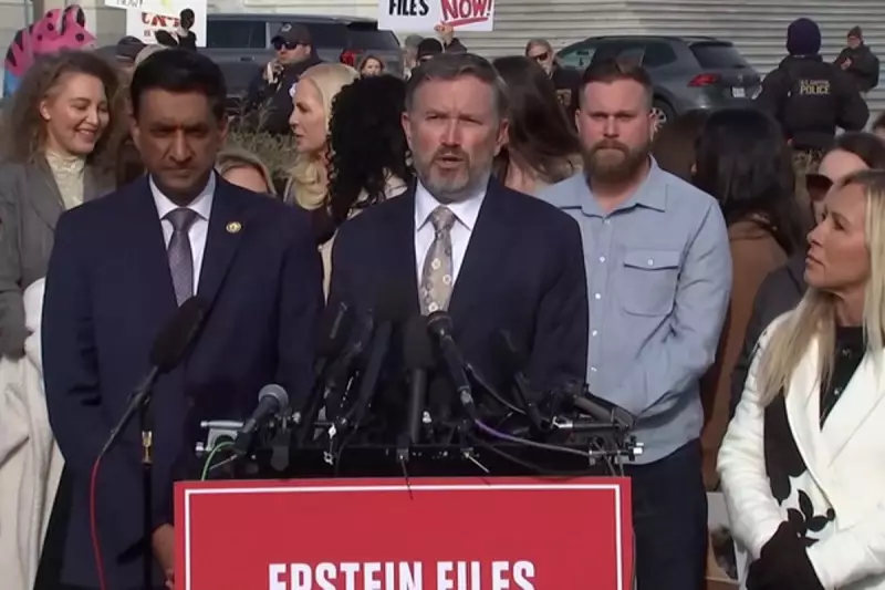 US Lawmaker Demands Prince Andrew Testify in Epstein Probe