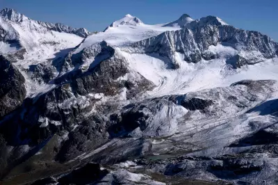 Avalanche Buries Skiers on Austrian Glacier: 250 in Rescue Mission