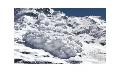Avalanche on Stubai Glacier Buries Skiers, Major Rescue Underway
