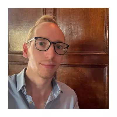 Celebrity Chef Showdown: James Martin Beats Ramsay & Oliver