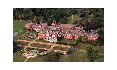 Prince Edward's 120-room mansion costs just 'peppercorn' rent