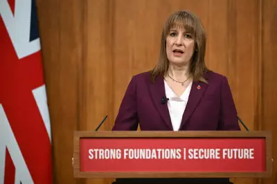 Reeves Targets £2,000 Pension Cap in Budget Tax Raid