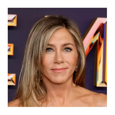 Save £139 on Jennifer Aniston's Viral ZIIP Halo Face Tool This Black Friday