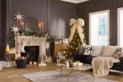 11 Fabulous Faux Christmas Trees and Decorations for 2025