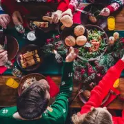 3 Expert Tips to Survive Awkward Christmas Family Moments