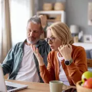 6 Expert Tips to Avoid Christmas Scams as Fraud Cases Surge