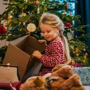 9 Ways to Get Free Christmas Gifts for Struggling UK Families