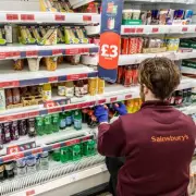 American in UK Stunned by Meal Deal Value: 'This Would Cost $25 Back Home!'