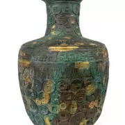 Antiques Roadshow Stunner: 'Junk Shop' Vase Revealed as Rare Chinese Treasure Worth £30,000
