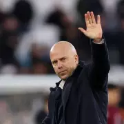 Arne Slot's Salah Gamble Pays Off as Isak Fires Liverpool to Vital Win