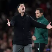 Arsenal vs Tottenham: Keown's Spurs Warning & Referee Controversy