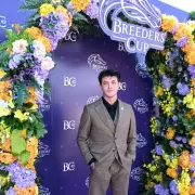 Billionaire Slams 'Insulting' Owner of the Year Award to Paid Influencer