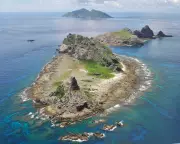 China Sends Coast Guard to Senkaku Islands Amid Taiwan Row with Japan
