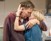 Clive Owen & Saskia Reeves Reunite in National Theatre's 'End' After 30 Years