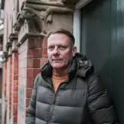 Coronation Street's Antony Cotton Discovers Bodies in Floorboards During Renovation