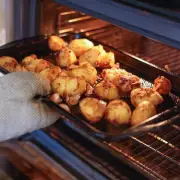 Creamy Roast Potatoes: The 1-Ingredient Swap for Perfect Crispiness