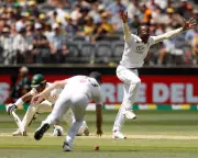 England's Pace Attack Dominates Australia in Ashes Opener