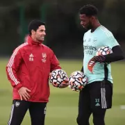 Ex-Arsenal Keeper Okonkwo Outshines £30m Raya With Wrexham Heroics