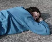 Fantaisie Review: A Modern Ophelia Drowned in Audiovisual Excess