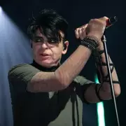 Gary Numan's On-Stage Breakdown After 'Worst News Ever'