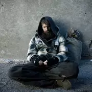 Girl's Flower Gift to Homeless Man Leaves TikTok in Tears