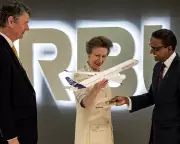 Global Snapshot: From Royal Diplomacy to Frontline Visits