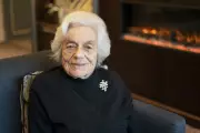 Holocaust survivor Vera Schaufeld dies at 95, remembered for courage