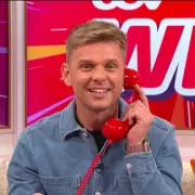 Jeff Brazier's £80k Prize Call Turns Awkward on GMB as Winner Suspects Scam