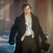 Joseph Quinn's 'Riskiest Show on TV' Period Drama is a Must-Watch