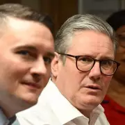 Keir Starmer Vows to Sack No10 Aide Over Wes Streeting Briefing Row