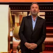 Lee Mack Stunned by Contestant's 'Disgusting' Eyelash Collection on The 1% Club